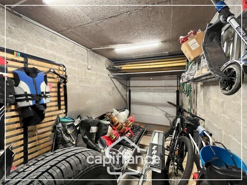 Maison - 98 m² - 5 pièces