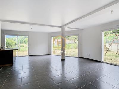 Maison contemporaine - 100 m² - 4 pièces