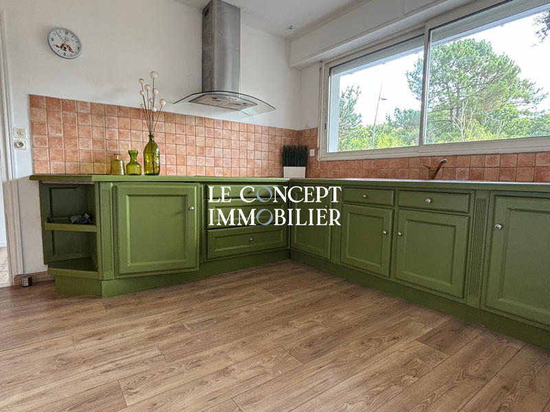 Maison - 200 m² - 5 pièces