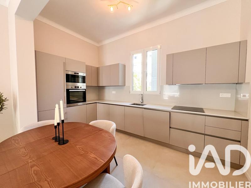 Appartement - 135 m² - 7 pièces