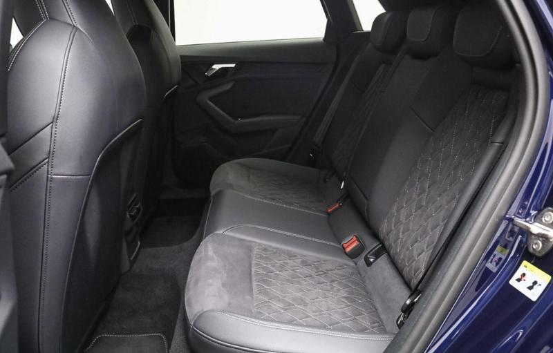 Audi A3 sportback 40 TFSIe 204 s-Line Hybride Rechargeable / Audi Sound System Regulateur de Distnce Apple Carplay Android Auto Jantes 18"