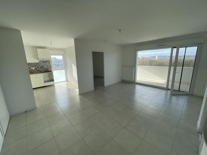 Appartement - 81 m² - 4 pièces