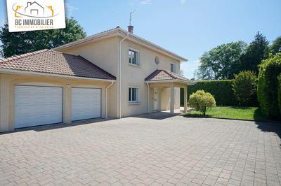 Maison - 144 m² - 6 pièces