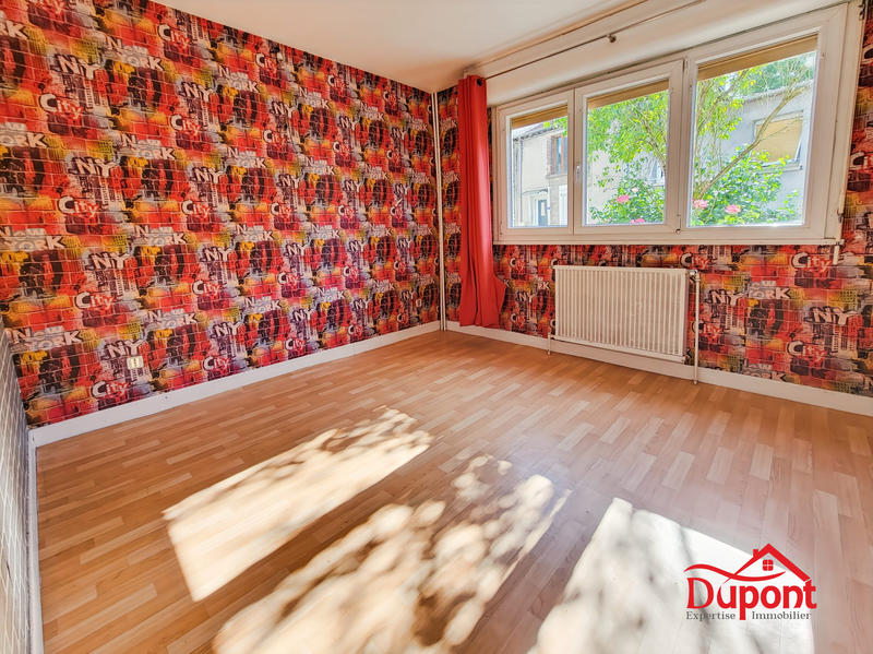 Maison - 94 m² - 5 pièces