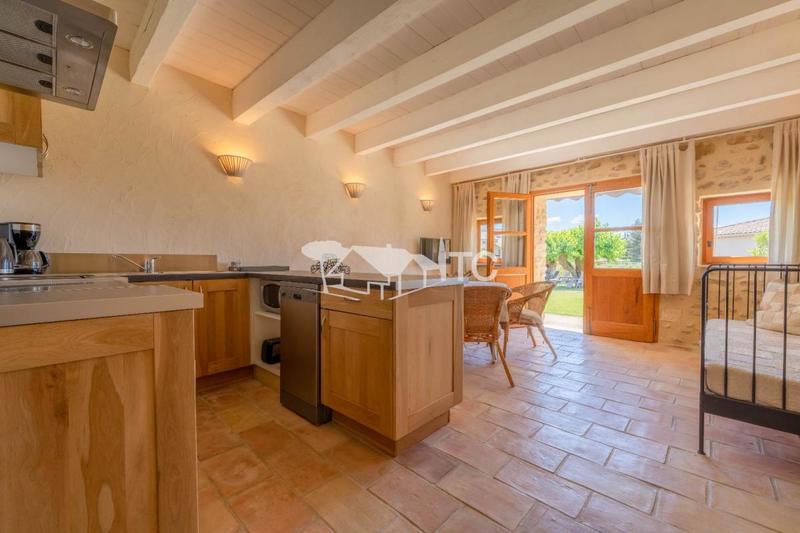 Propriété - 537 m² - 12 pièces