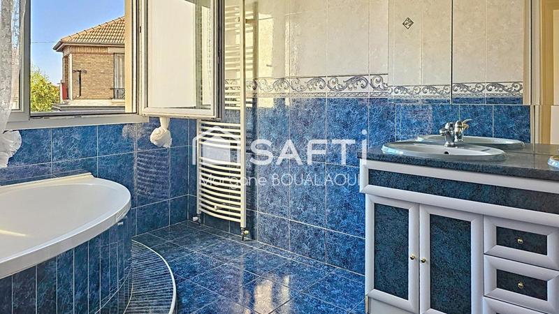 Maison - 122 m² - 6 pièces