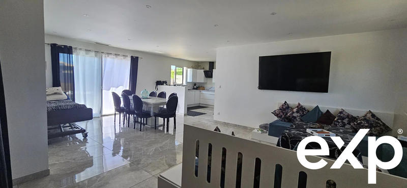 Maison - 86 m² - 4 pièces