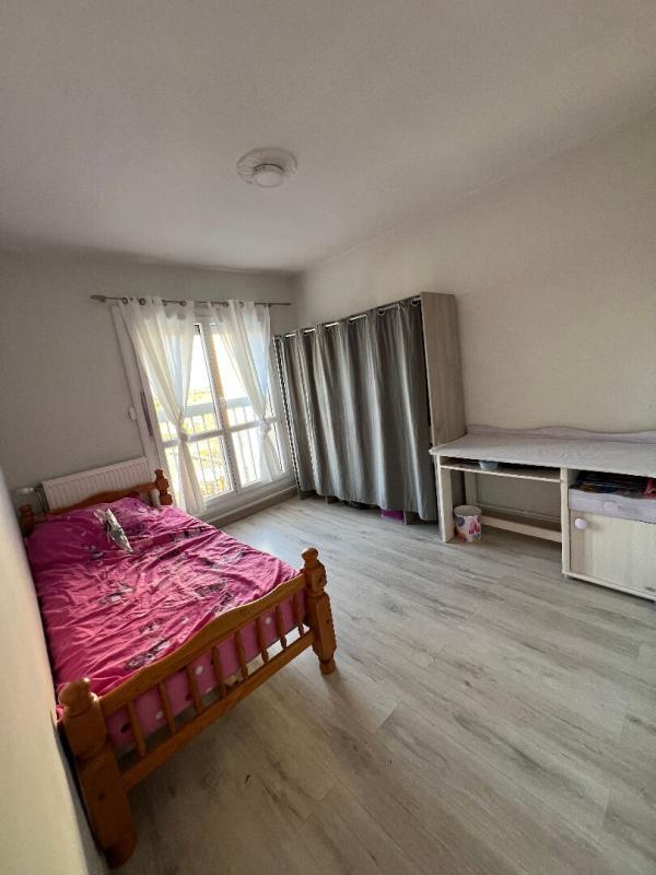 Appartement - 83 m² - 5 pièces