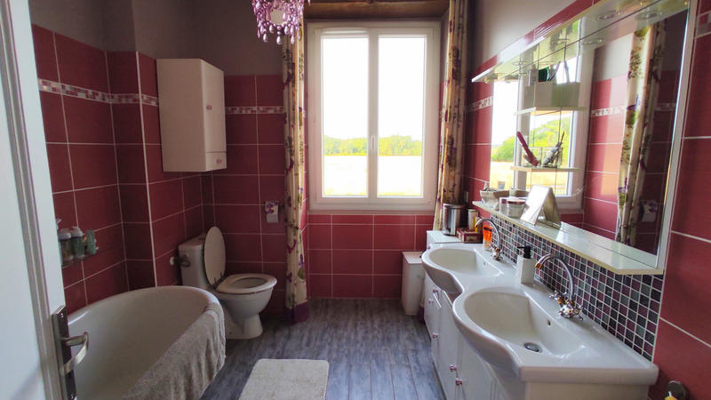 Maison - 164 m² - 6 pièces