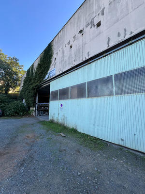 Local d'activité / Entrepôt - 660 m²