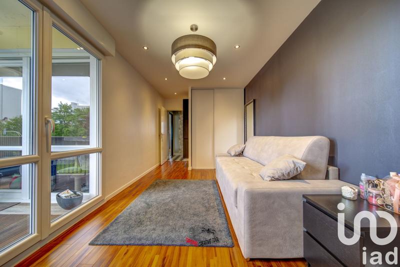 Appartement - 129 m² - 6 pièces