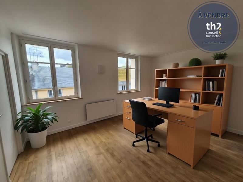 Bureau - 111 m² - 4 pièces