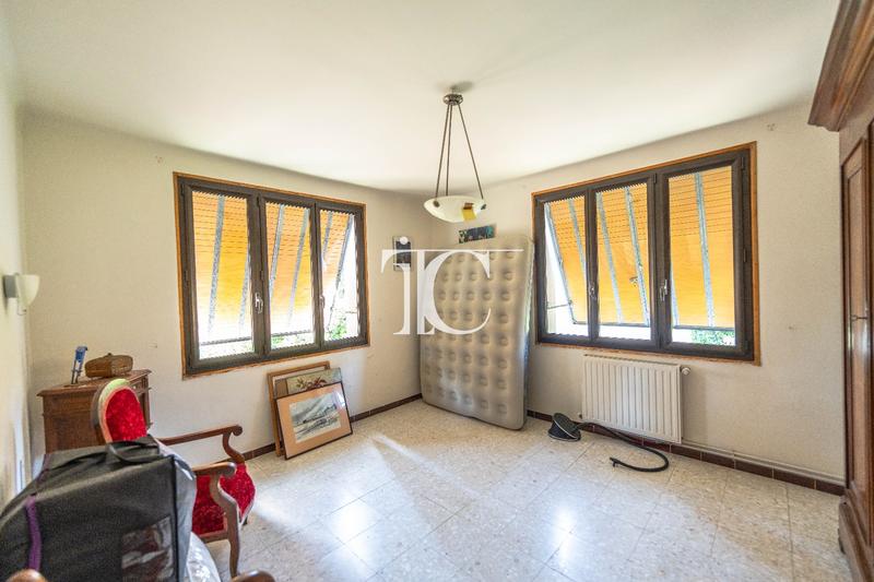 Maison - 141 m² - 6 pièces