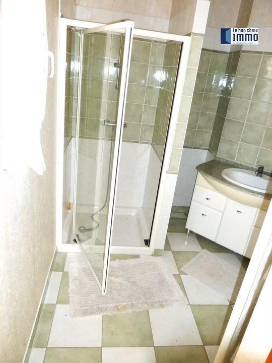 Pavillon - 181 m² - 7 pièces