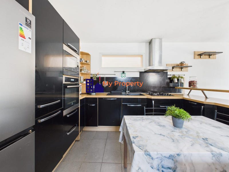 Maison - 108 m² - 5 pièces