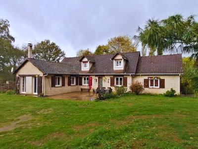 Maison traditionnelle - 112 m² - 6 pièces