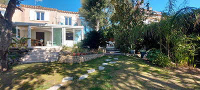 Maison - 120 m² - 4 pièces