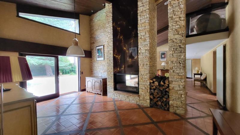 Maison - 290 m² - 10 pièces