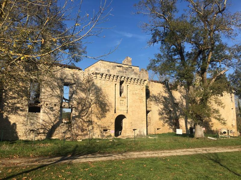 Le restaurant Brin de Thym, inspiration du Moyen Âge - Châteaux en fête