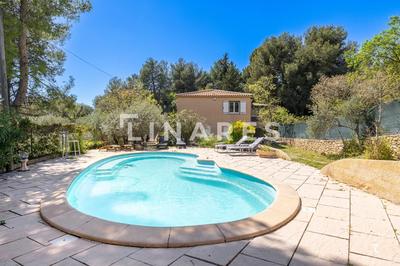 Maison - 145 m² - 5 pièces