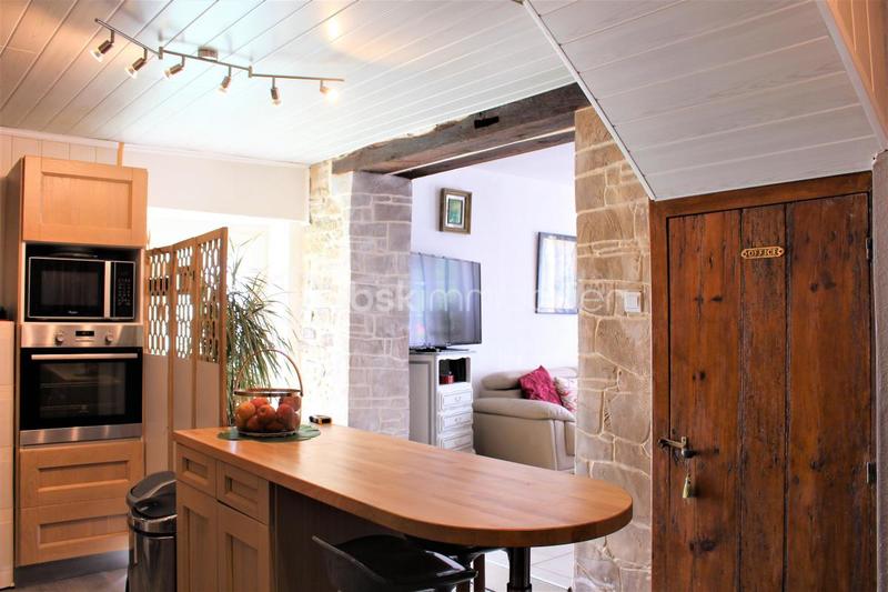 Maison - 168 m² - 8 pièces