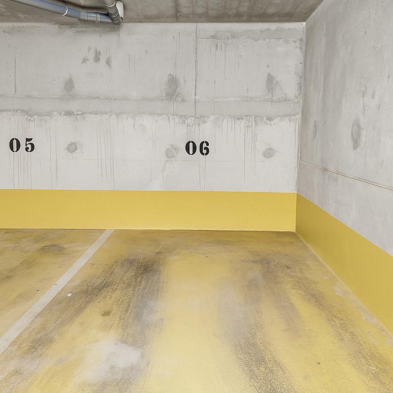 Parking / Garage - 14 m²