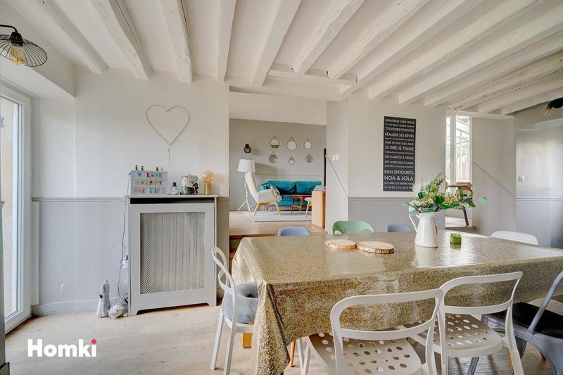 Maison - 181 m² - 6 pièces