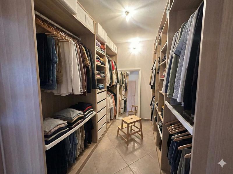 Maison - 228 m² - 6 pièces