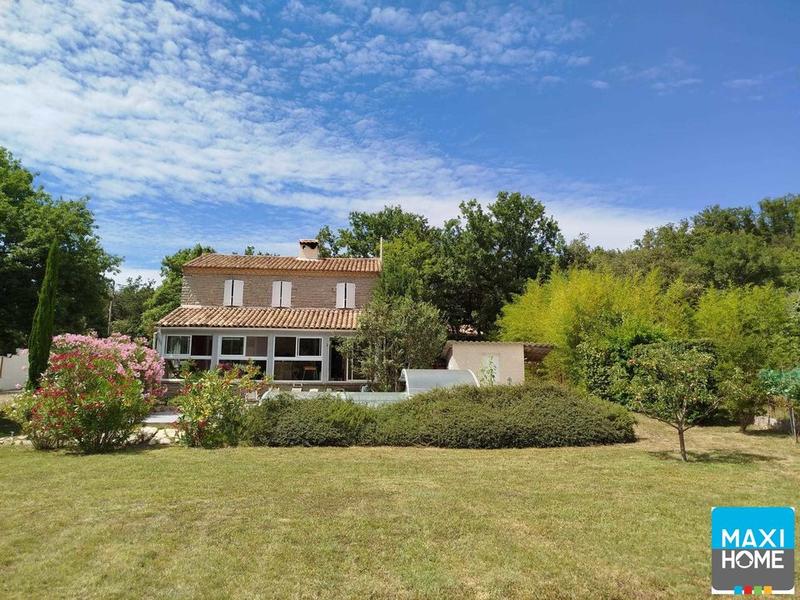 Villa - 160 m² - 6 pièces