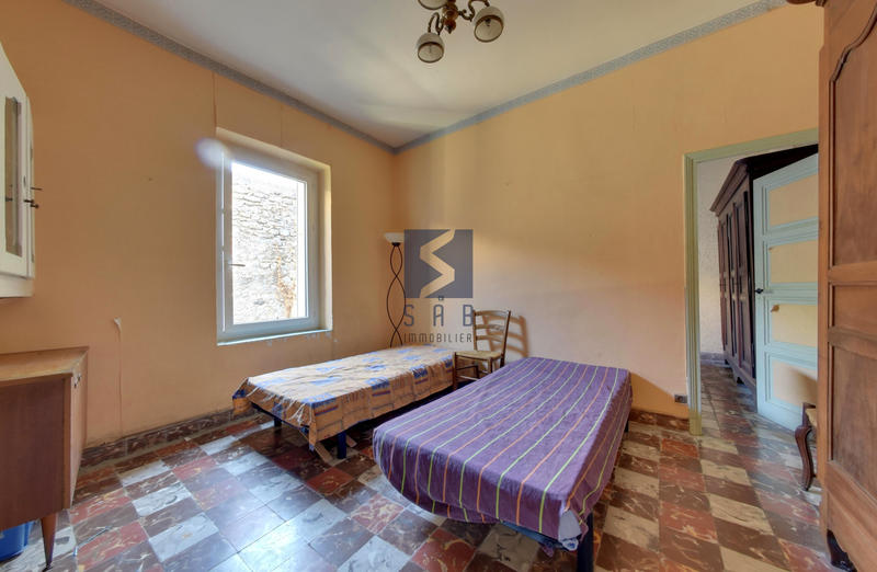 Maison - 120 m² - 8 pièces