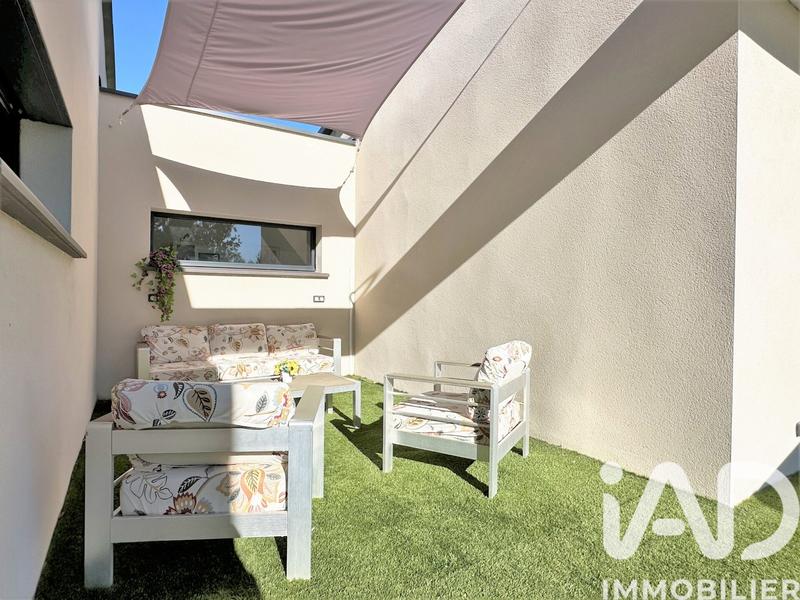 Maison - 207 m² - 6 pièces