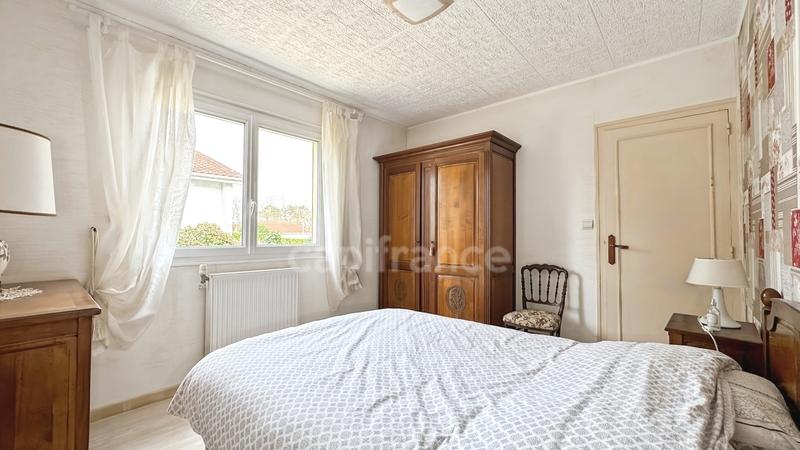 Maison - 146 m² - 9 pièces