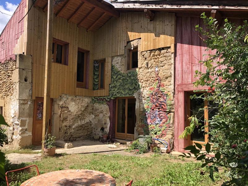 Maison - 235 m² - 5 pièces