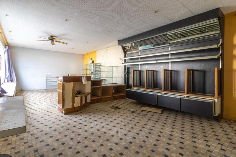 Maison - 228 m² - 12 pièces