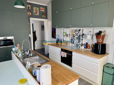 Maison - 273 m² - 13 pièces