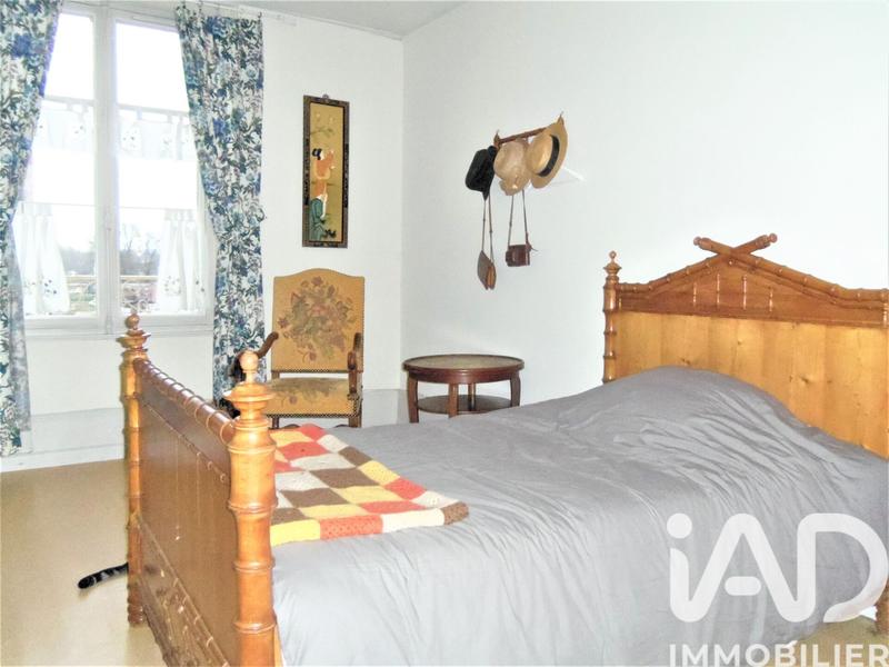 Maison - 286 m² - 9 pièces