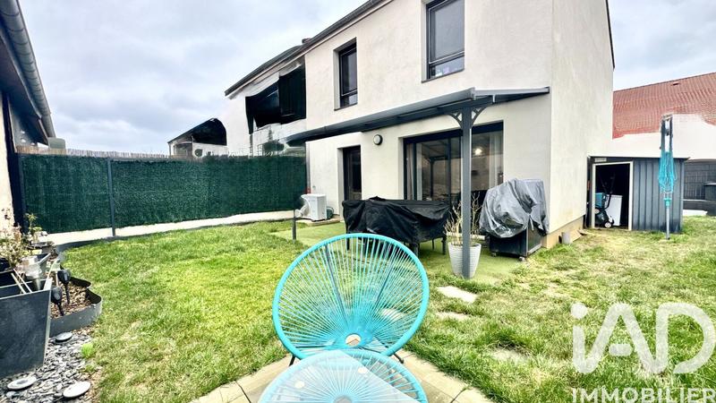 Maison - 92 m² - 4 pièces