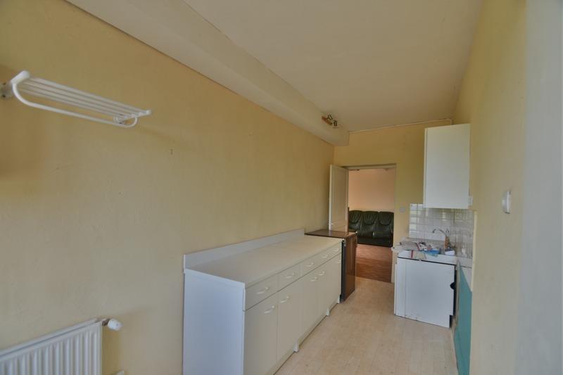 Maison - 181 m² - 7 pièces