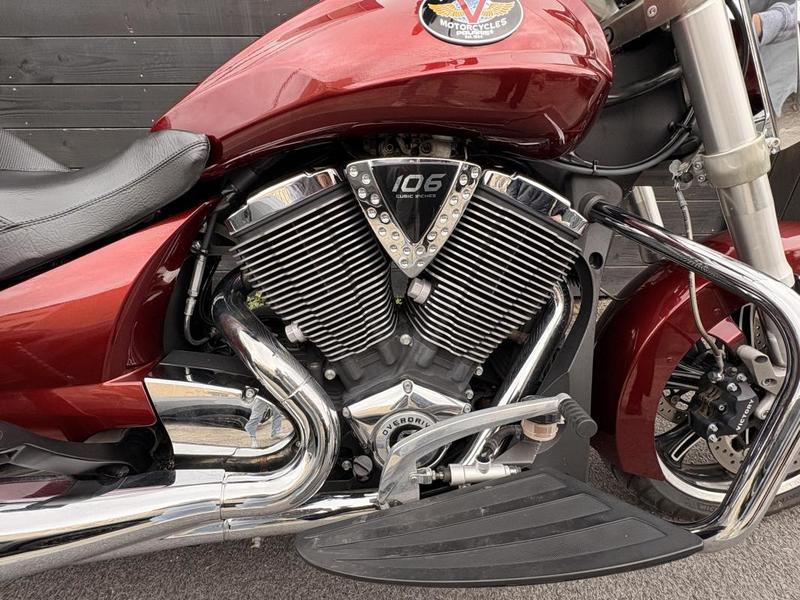 Victory Motorcycles Crossroads Standard