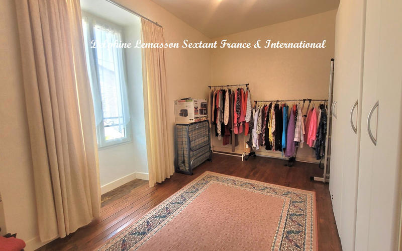 Maison - 185 m² - 7 pièces