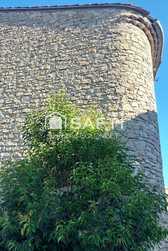 Maison - 122 m² - 2 pièces