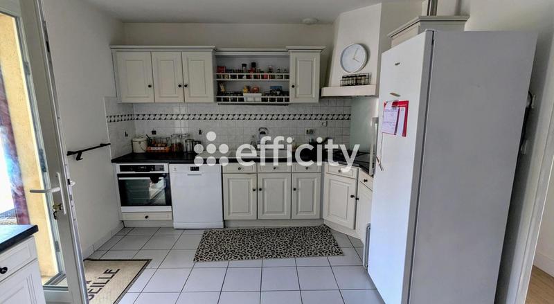 Maison - 150 m² - 7 pièces