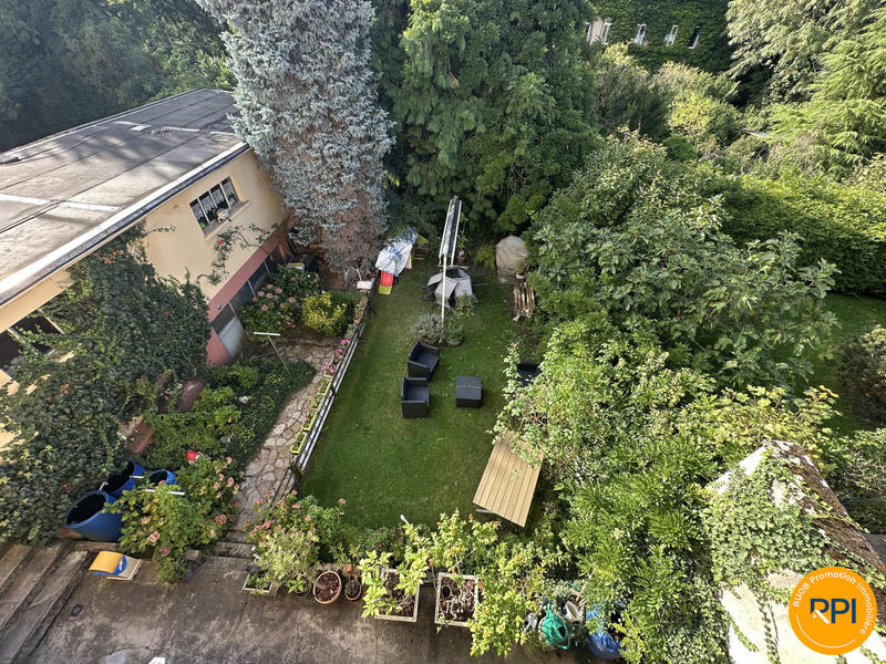 Appartement - 80 m² - 4 pièces