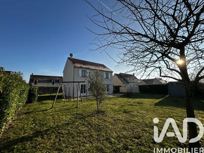 Maison - 122 m² - 5 pièces