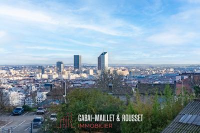 Appartement - 109 m² - 4 pièces