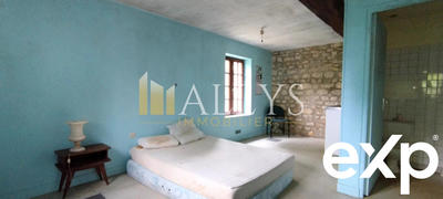 Local commercial - 2 101 m²