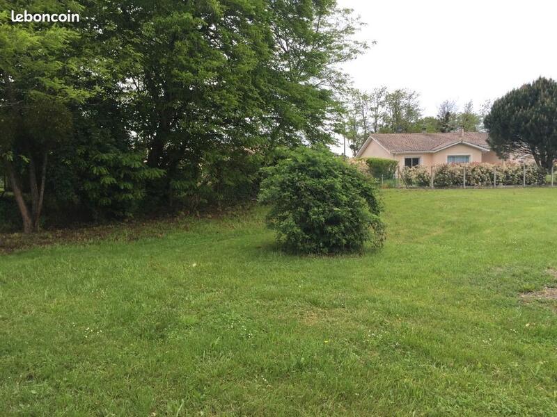 Terrain constructible - 800 m²