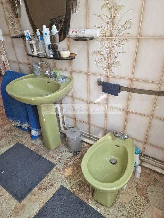 Maison - 200 m² - 9 pièces