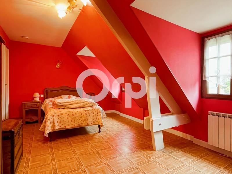 Maison - 216 m² - 6 pièces