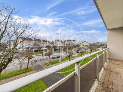 Appartement - 60 m² - 3 pièces